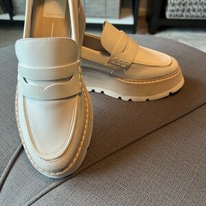 Dolce Vita Women's Crème Loafers